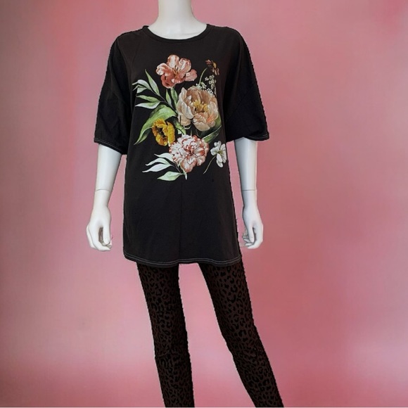 💋New World Floral Sketches Womens Crew Neck Short Sleeve Graphic T-Shirt - Picture 3 of 5